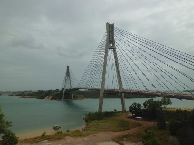 Ini lho Nama Resmi Jembatan Barelang!